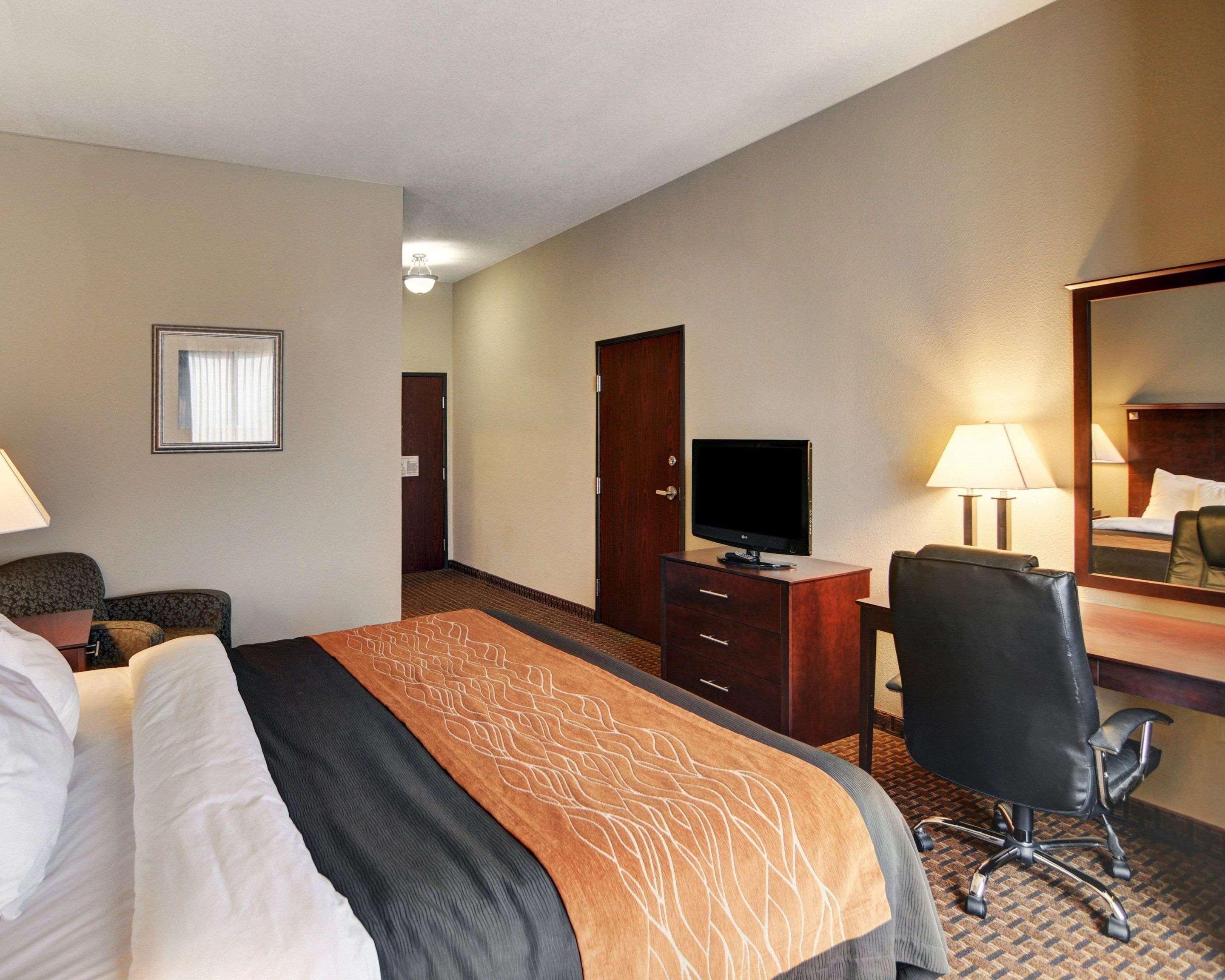 Comfort Inn & Suites Near Lake Lewisville Corinth Extérieur photo