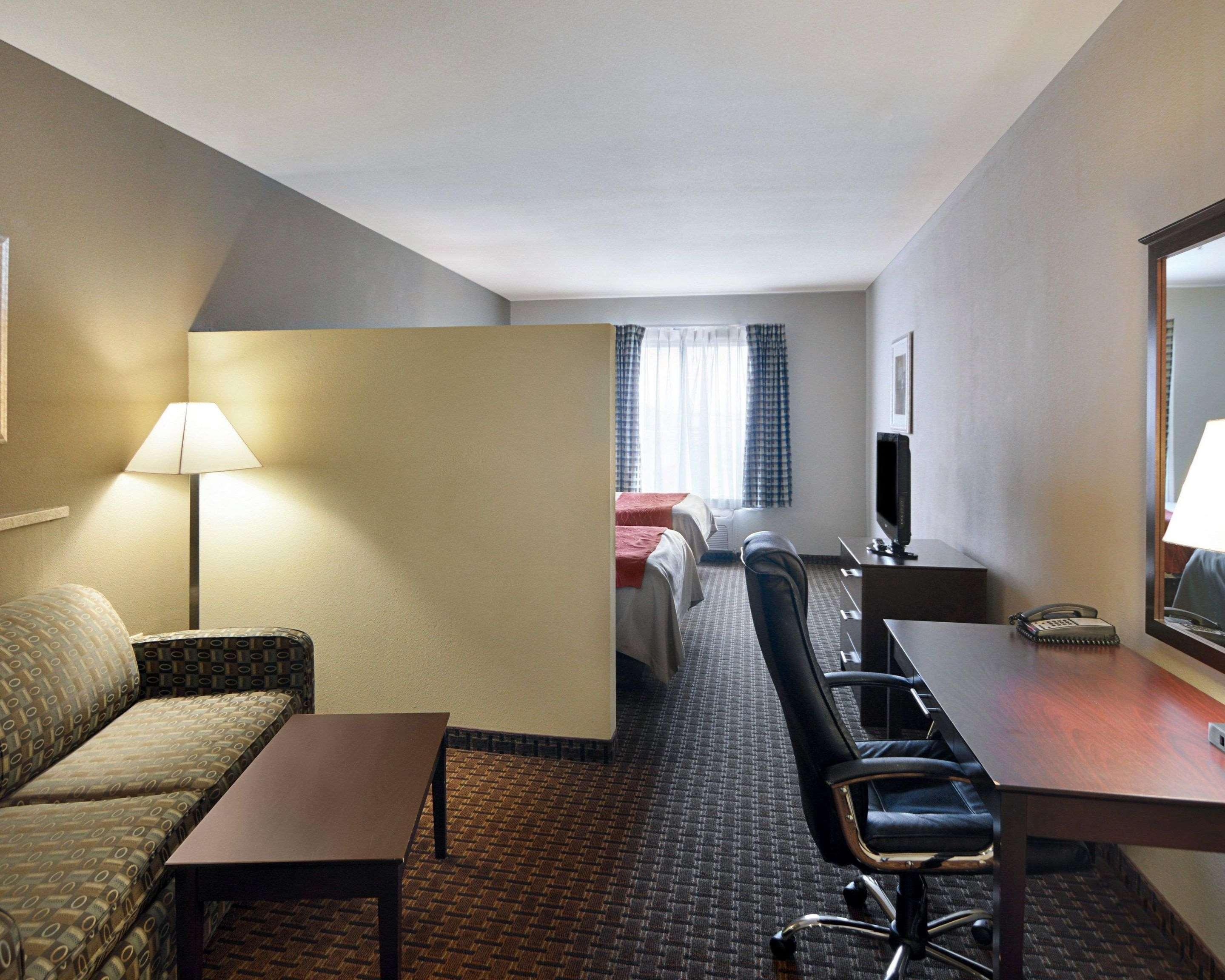 Comfort Inn & Suites Near Lake Lewisville Corinth Extérieur photo