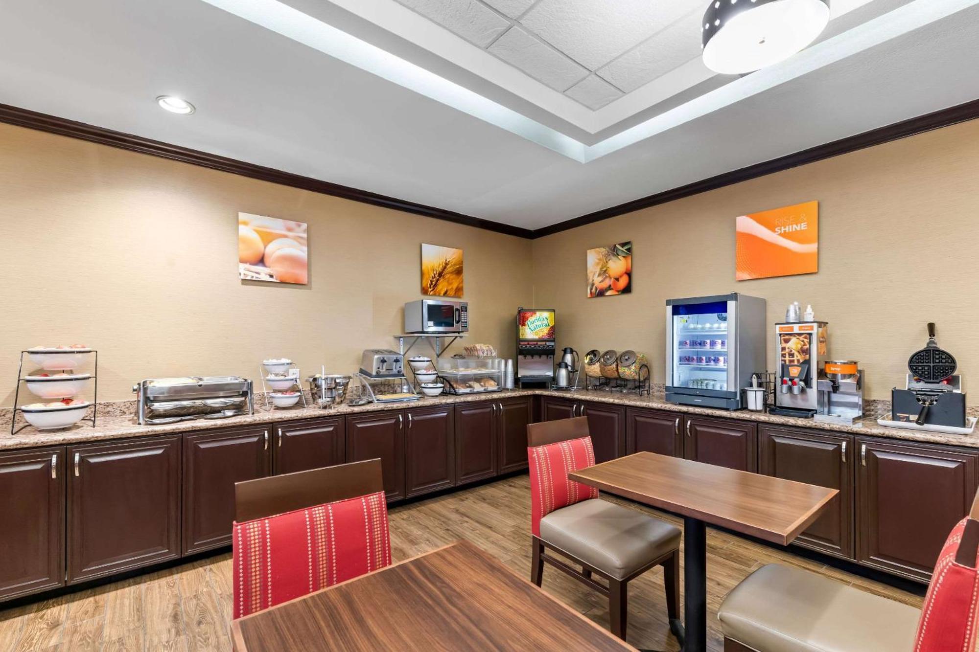 Comfort Inn & Suites Near Lake Lewisville Corinth Extérieur photo