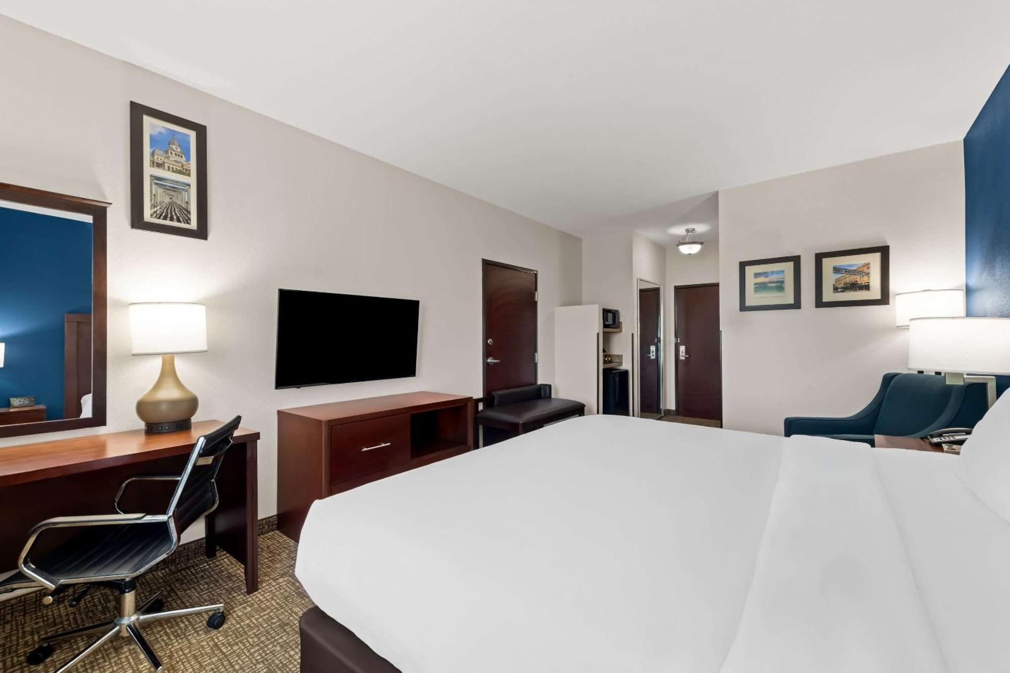 Comfort Inn & Suites Near Lake Lewisville Corinth Extérieur photo