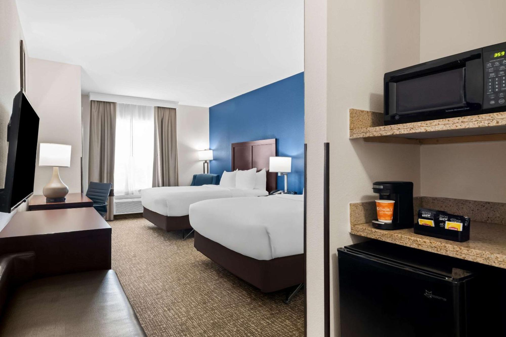 Comfort Inn & Suites Near Lake Lewisville Corinth Extérieur photo